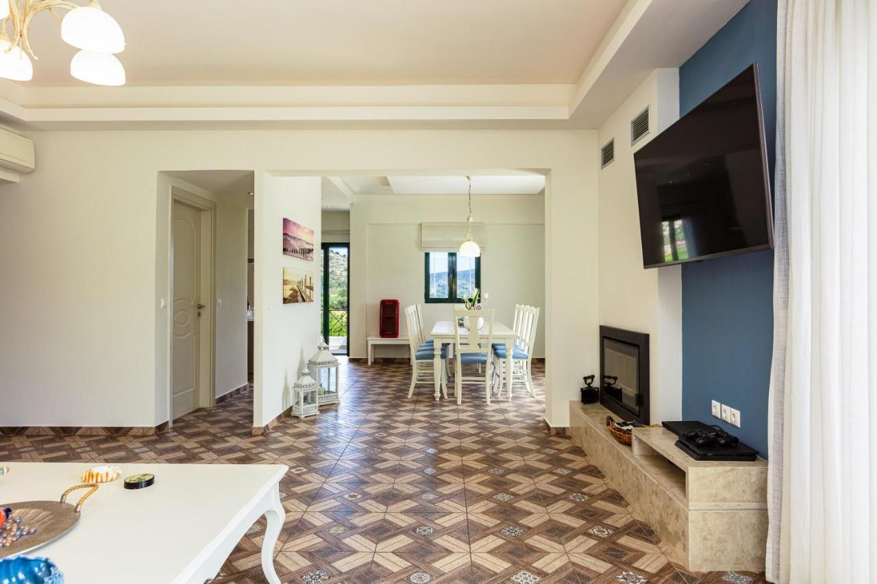 Alonia Villa, Refined Living With 50M2 Private Pool, By Thinkvilla Melidhónion Exterior foto